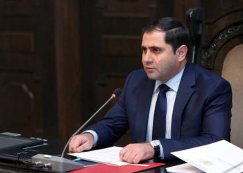 Сурен Папикян сообщил об обстоятельствах возгорания в казарме воинской части