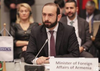 Азербайджанская сторона запуталась в своих выступлениях о блокировании Лачинского коридора: интервью Арарата Мирзояна