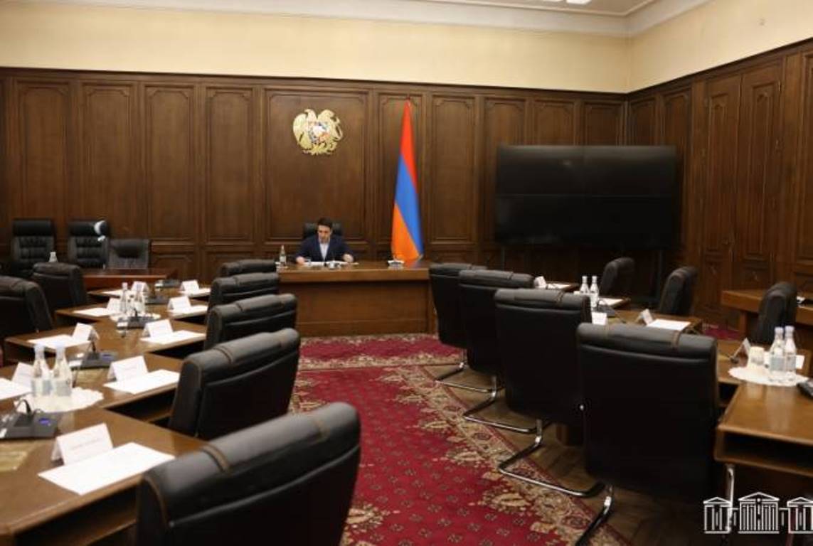 Заседание Совета НС по лишению мандатов оппозиционных депутатов не состоялось