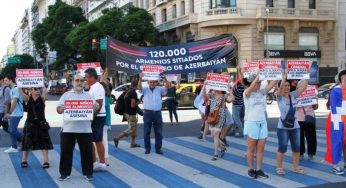 Армянская община Аргентины в Буэнос-Айресе провела демонстрацию в поддержку  Арцаха