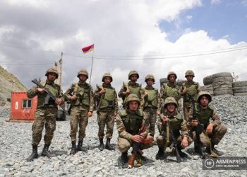 Армянская армия отмечает 31-ю годовщину формирования