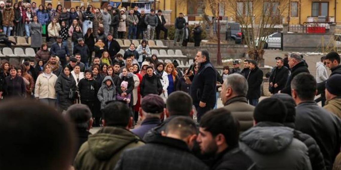 Степанакертцы отметили, что никакая блокада не может сломить их решимость жить на родной земле