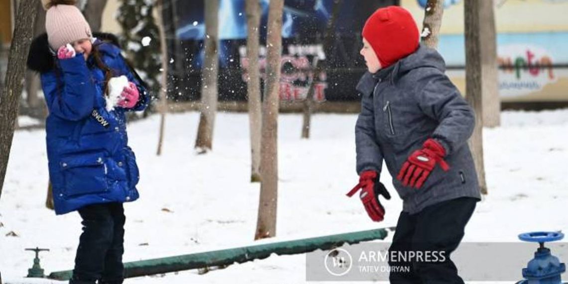 На территории Армении в ближайшие дни временами ожидается снег и туманы