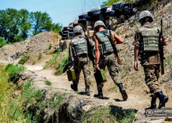 Армянская армия отмечает 31-ю годовщину формирования