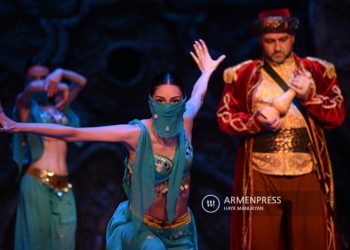 Возвращение «Aлмаст», юбилей Национального академического театра оперы и балета: режиссер представила подробности