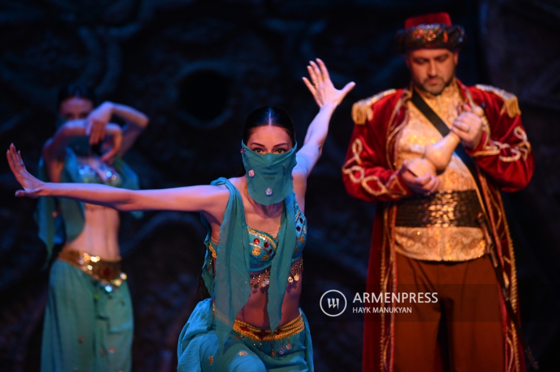 Возвращение «Aлмаст», юбилей Национального академического театра оперы и балета: режиссер представила подробности