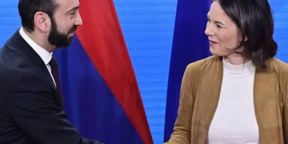 Министр ИД Армении в Берлине встретился с министром ИД Германии