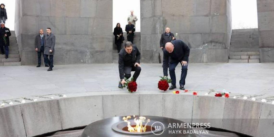 Министр иностранных дел Хорватии в Цицернакаберде почтил память жертв Геноцида армян