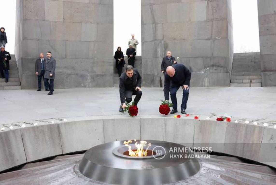 Министр иностранных дел Хорватии в Цицернакаберде почтил память жертв Геноцида армян