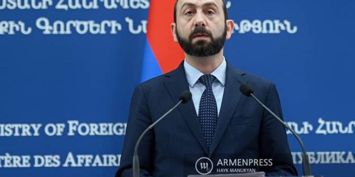 Назвать это кризисом было бы преувеличением: министр ИД Армении об отношениях между РА и РФ