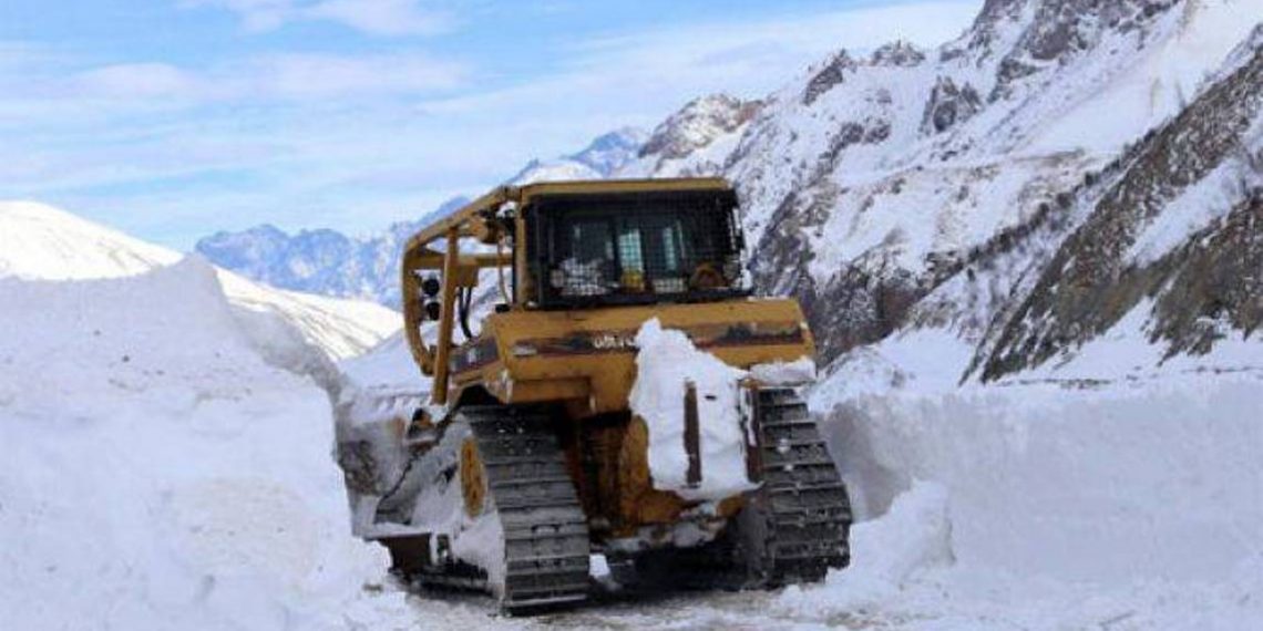 На территории Армении есть закрытые и труднопроходимые автодороги