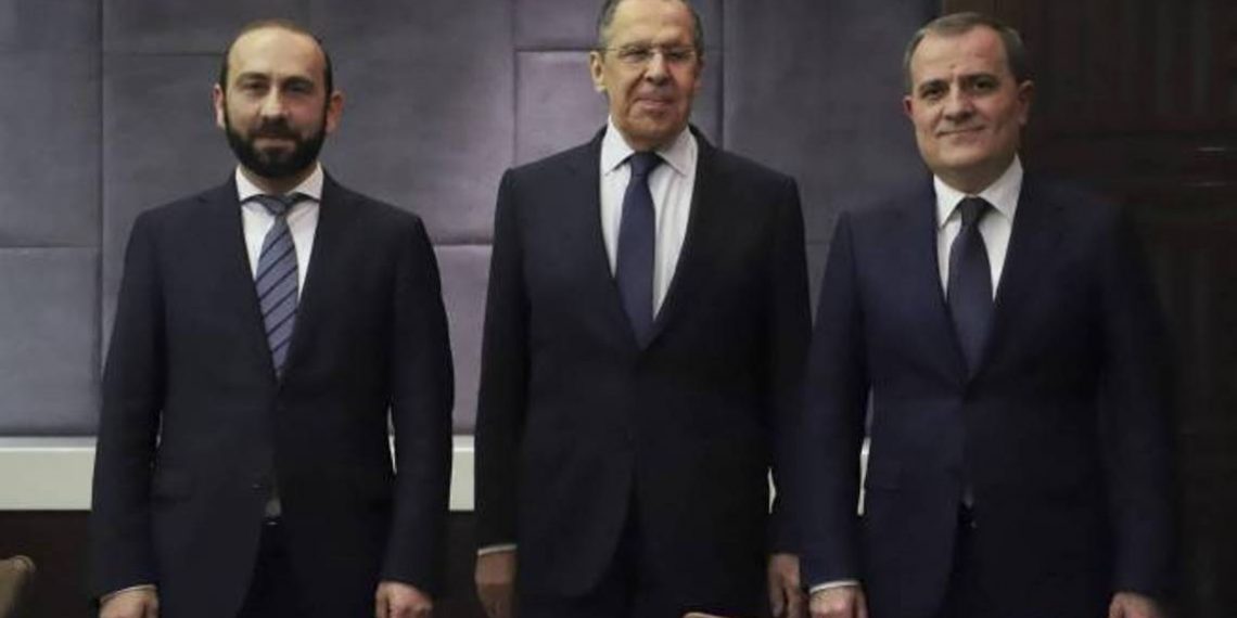 Москва сообщает о подготовке встречи министров иностранных дел Армении, России и Азербайджана