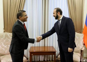 Министр иностранных дел Армении и посол Индии в Армении затронули вопросы региональной и международной безопасности