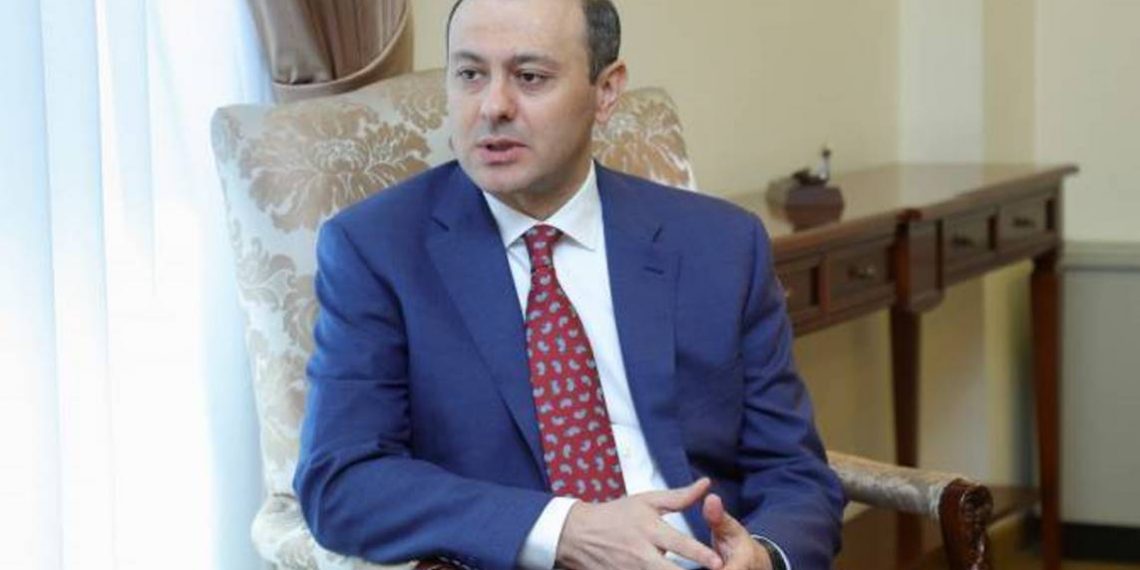 Запад ничего не навязывал армянской стороне: секретарь Совбеза о заявлениях российской стороны