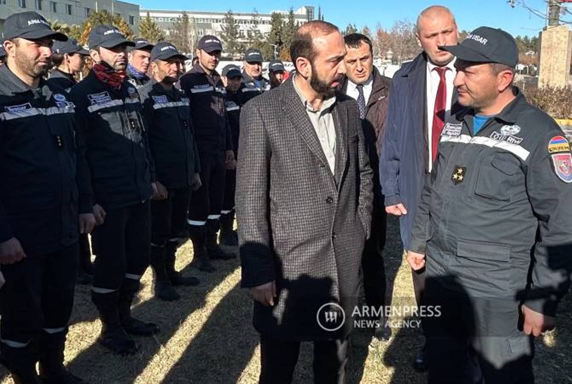 Глава МИД Армении Арарат Мирзоян  в Адыямане встретился с армянскими спасателями