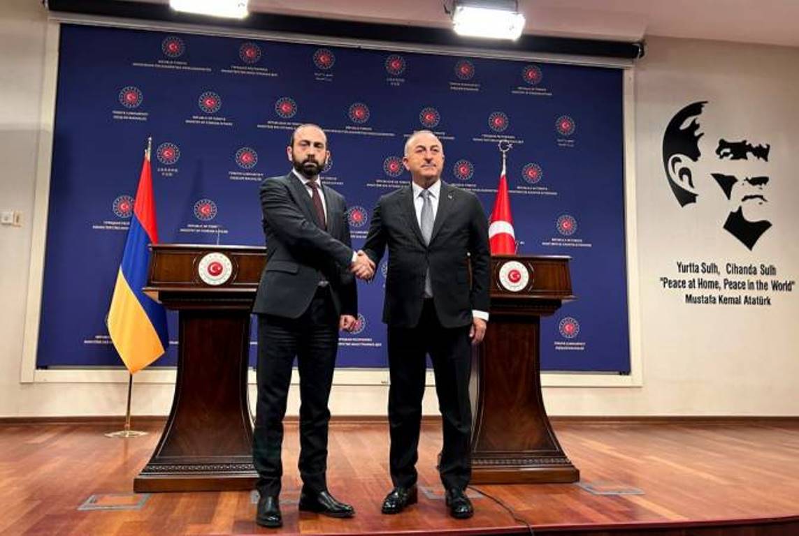 Армения и Турция договорились совместными усилиями восстановить пограничный мост Ани