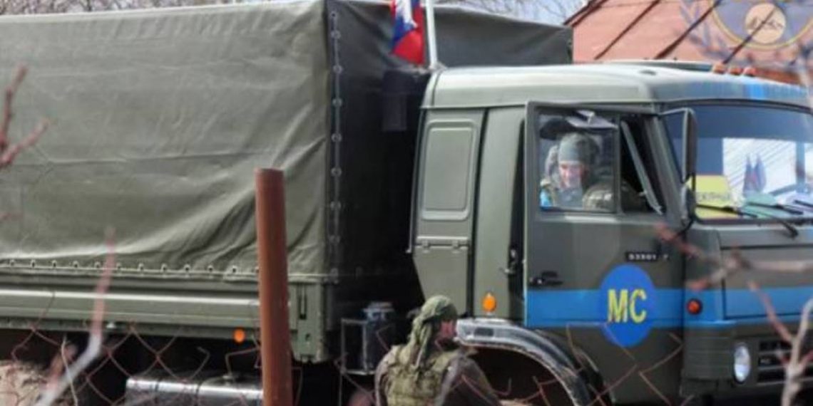 Обеспечено сопровождение в Арцах двух автомобильных колонн РМК с гуманитарным грузом: МО РФ