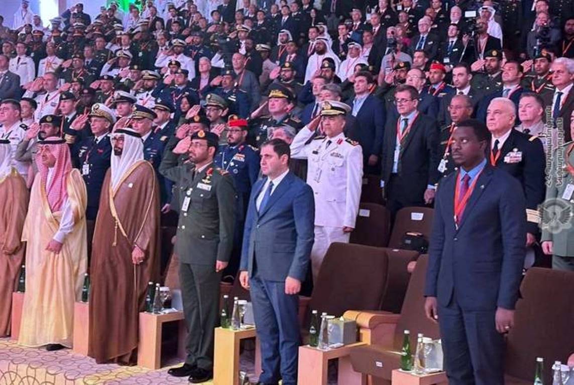 Министр обороны Армении принял участие в открытии Международного оборонного форума в ОАЭ