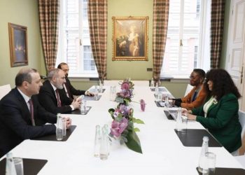 Пашинян и Эро поговорили о процессах на Ю.Кавказе. Завершился рабочий визит премьер-министра Армении в Мюнхен  