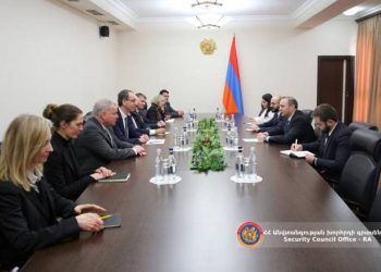 Глава СБ Армении уверен, что наблюдательная миссия ЕС будет способствовать установлению стабильности на Южном Кавказе