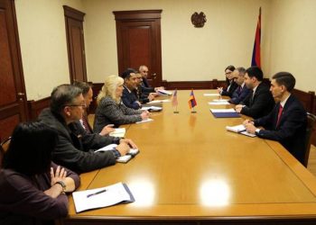 Председатель КГД Армении и представители Агентства таможенной и пограничной защиты США обсудили вопросы сотрудничества