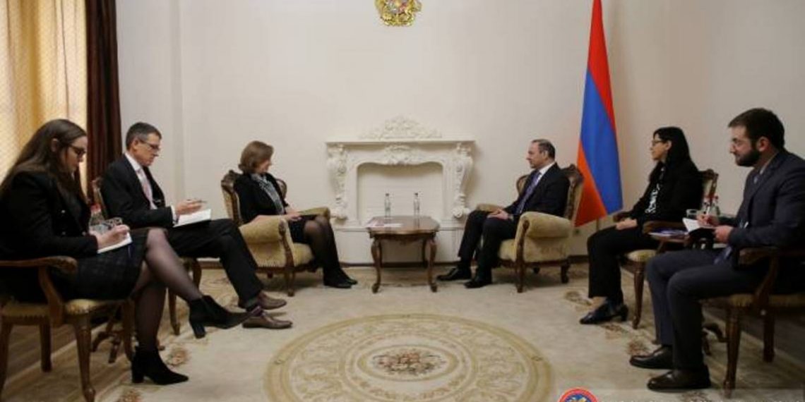 Секретарь Совета безопасности Армении и посол США обсудили вопросы армяно- американской двусторонней повестки