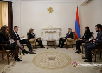 Секретарь Совета безопасности Армении и посол США обсудили вопросы армяно- американской двусторонней повестки