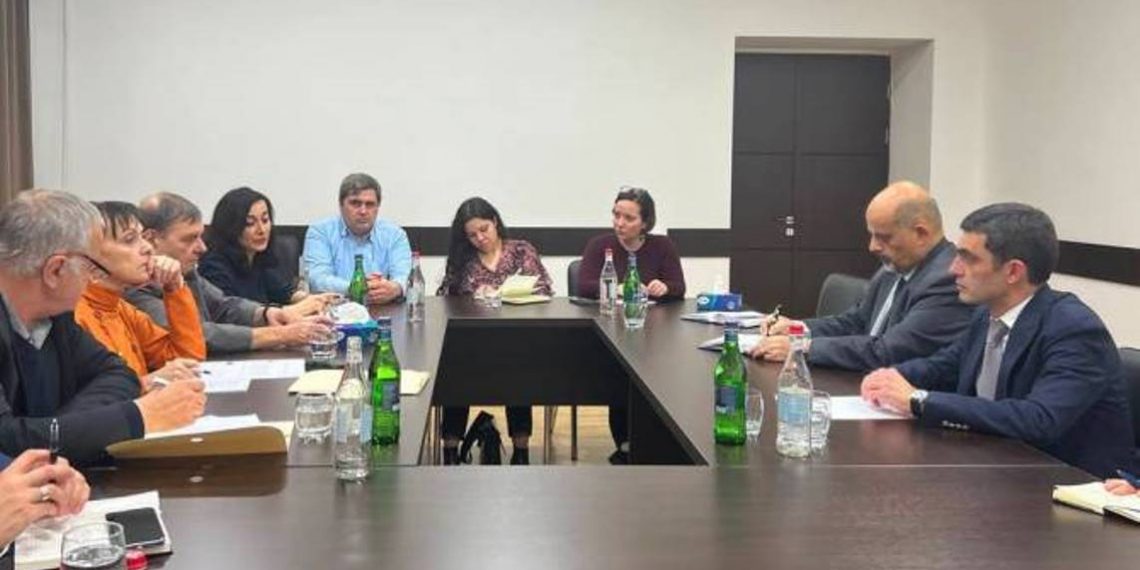 Глава МИД Арцаха на встрече с представителями Европарламента подчеркнул необходимость применения санкций против Баку