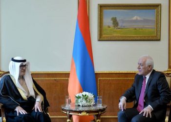 На встрече с послом Кувейта президент подчеркнул, что в вопросе НК отсутствуют элементы межрелигиозной нетерпимости