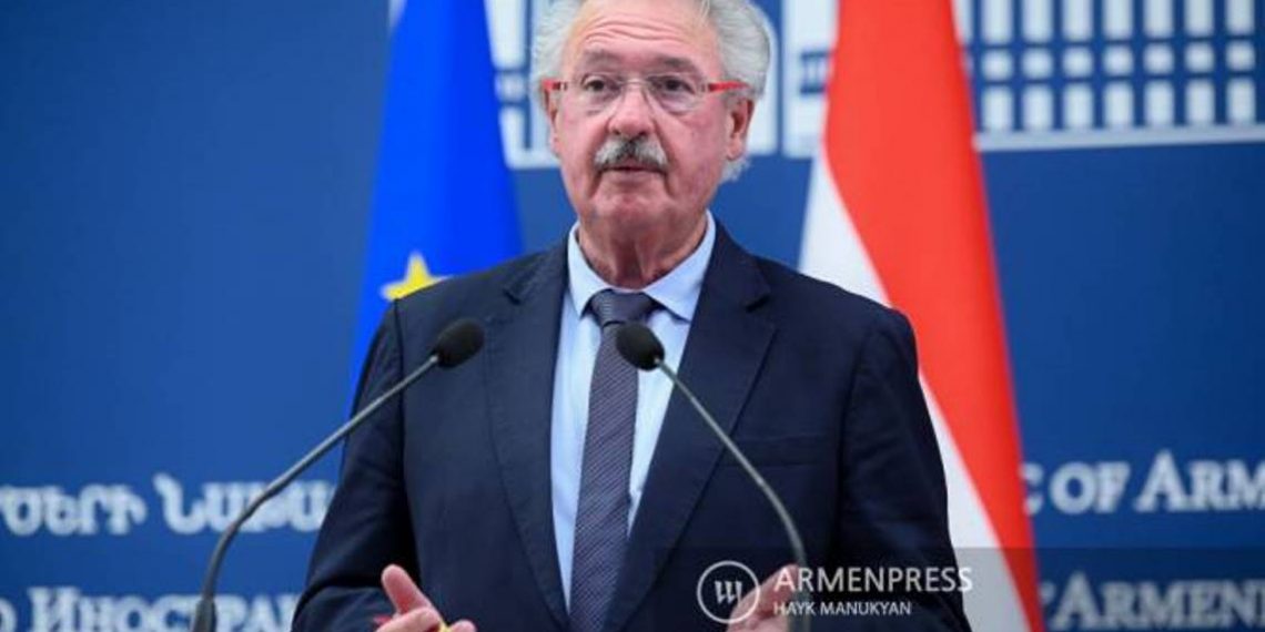 МИД Люксембурга призвал Азербайджан обеспечить свободное и безопасное передвижение по Лачинскому коридору