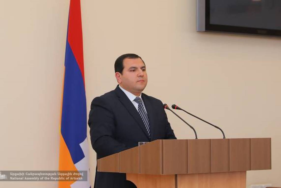 Президент Арцаха предложил генеральному прокурору взять на себя обязанности государственного министра