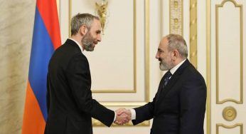 Премьер-министр Пашинян обсудил с послом Чехии вопросы дальнейшего развития армяно-чешского сотрудничества
