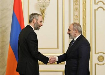 Премьер-министр Пашинян обсудил с послом Чехии вопросы дальнейшего развития армяно-чешского сотрудничества