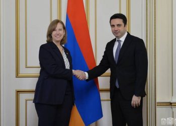 Председатель Национального собрания Армении принял посла США в Армении