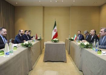 Министр ИД Ирана подтвердил позицию ИРИ относительно любых геополитических изменений в регионе