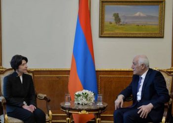 Президент Армении и посол Эстонии коснулись вопроса блокирования Лачинского коридора