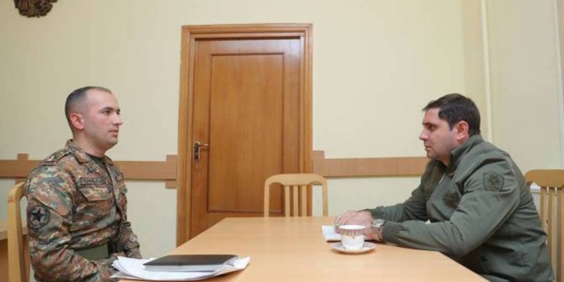 Министр обороны Армении посетил одну из воинских частей МО Армении