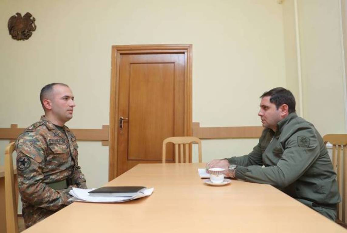 Министр обороны Армении посетил одну из воинских частей МО Армении