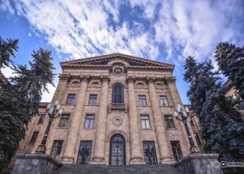 Началось очередное заседание Национального собрания Армении