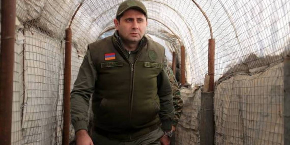 Министр обороны Армении посетил юго-западную пограничную зону