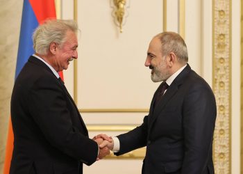 Никол Пашинян принял министра иностранных дел Люксембурга Жана Ассельборна