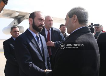Делегация, возглавляемая министром иностранных дел Армении, прибыла в Сирию