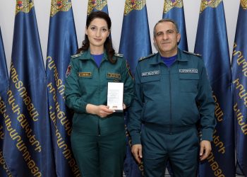 В МВД наградили спасателей, работавших в зонах бедствия в Турции и Сирии