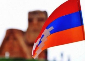 Французская интеллигенция призывает