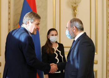 США предлагают дальнейшую помощь двусторонним мирным переговорам