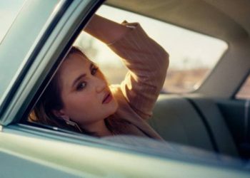 Роза Линн готовится к первому концертному туру в США