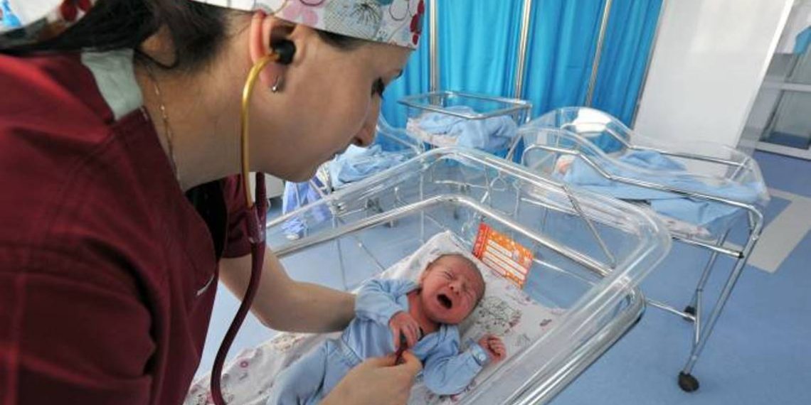 Рождаемость в Армении в 2022 году снизилась, но в январе 2023 года зафиксирована некоторая положительная динамика