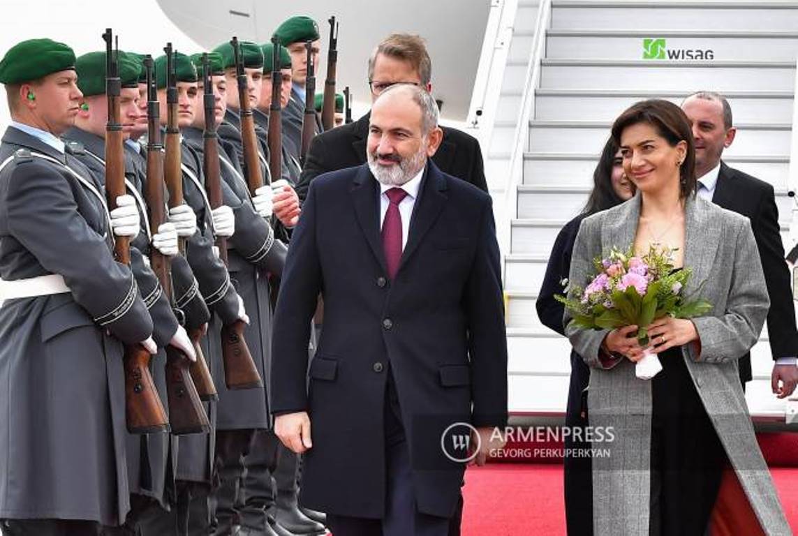Премьер-министр Армении прибыл в Берлин