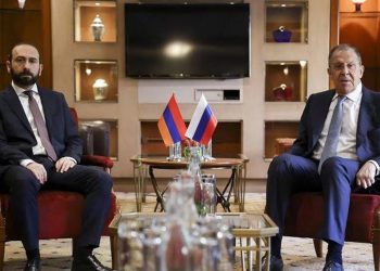 Главы МИД Армении и РФ подчеркнули необходимость разблокирования Лачинского коридора