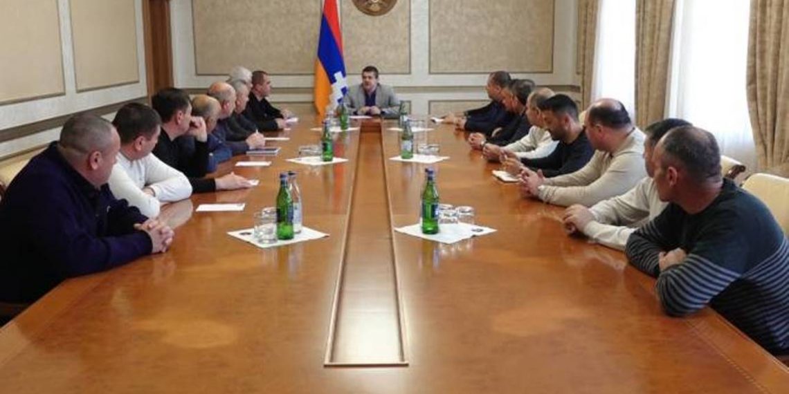 Президент Арцаха представил офицерам резервной армии военно-политическую обстановку, создавшуюся вокруг страны